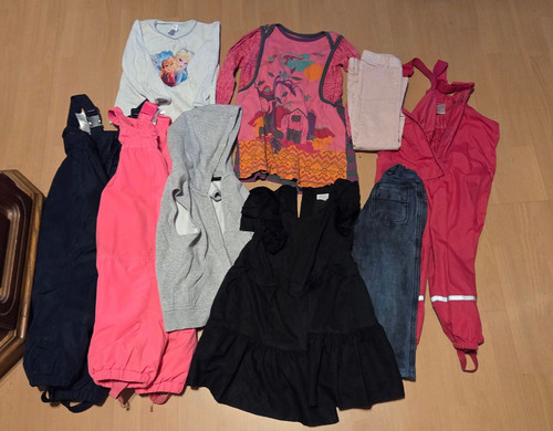Kleiderpaket mädchen ca - 4,