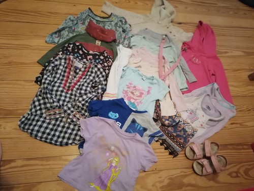Großes mädchen kleiderpaket - großes, mädchen-kleiderpaket